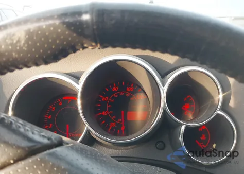 2003 Toyota Matrix Xr z USA, uszkodzony, nr VIN 2T1KR32EX3C063545